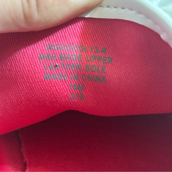 Guess women’s white lace‎ up running tennis shoes in size  10 - Picture 10 of 12